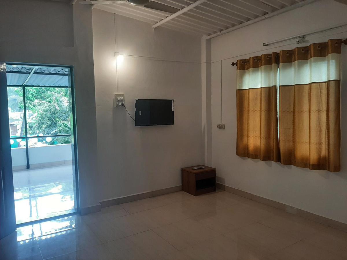 Blossom Holiday Home Alībāg Εξωτερικό φωτογραφία